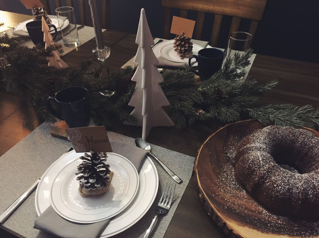 Christmas Dinner Decor // Out Of Office With Rebecca